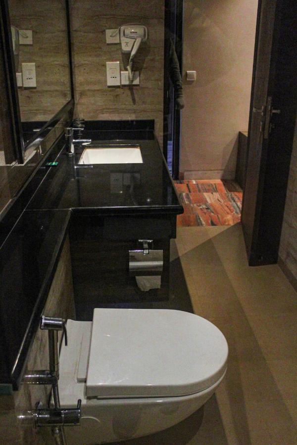 I-Towne' - A Unit Of Hotel Shivam International Deoghar Eksteriør bilde